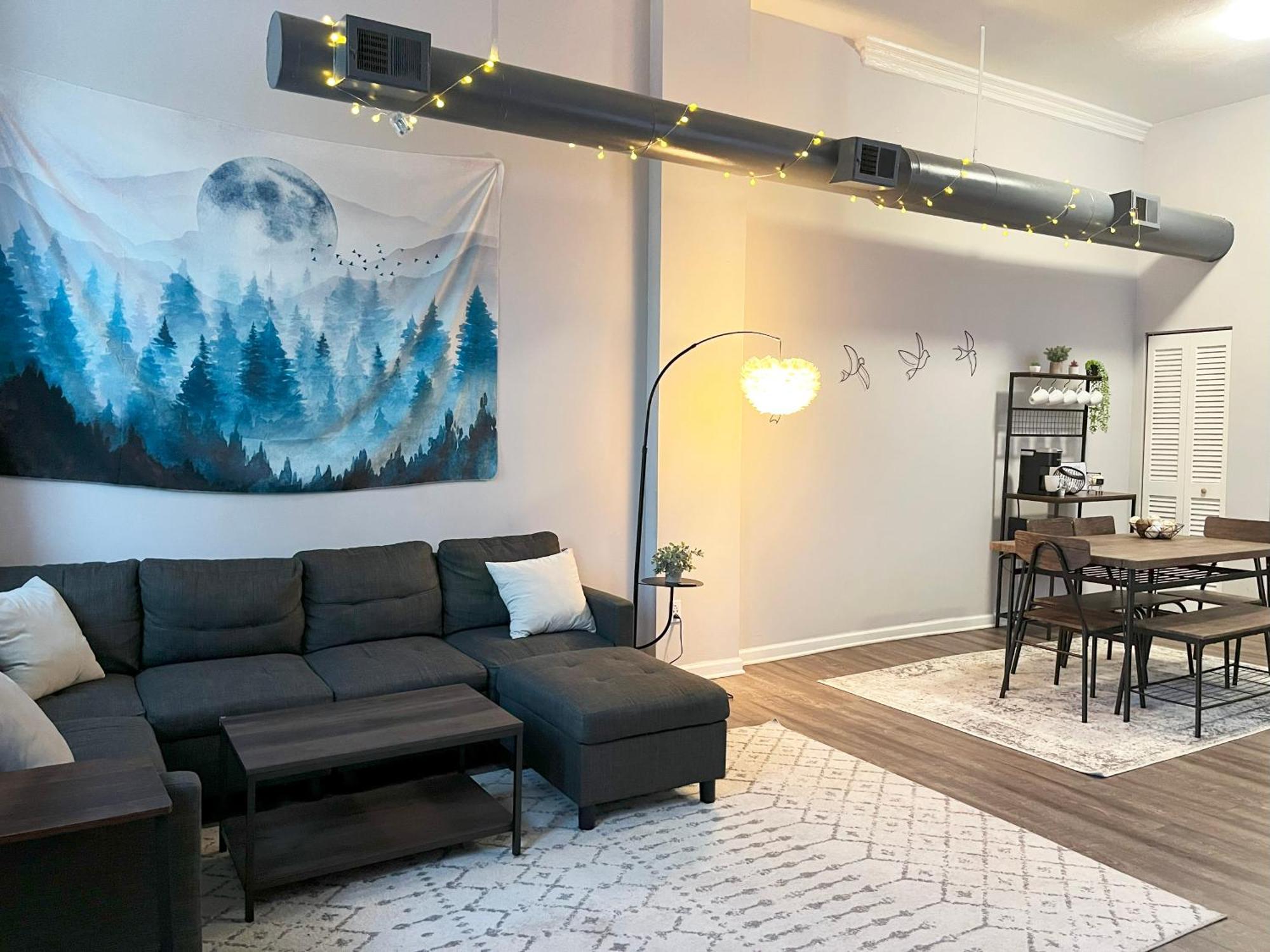 Апартаменты Downtown Cleveland -Modern First Floor Unit Экстерьер фото